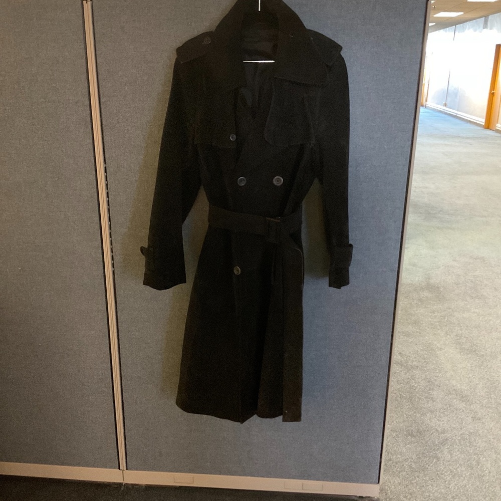 Worn in the movie “Please Baby Please” Vintage Echtes Leder Suede Trench